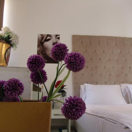Velvet Hotel Kairo Bagian luar foto