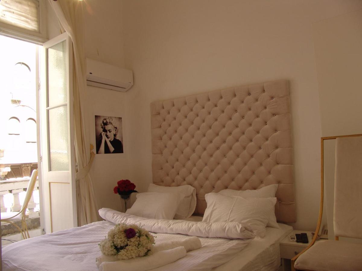 Velvet Hotel Kairo Bagian luar foto
