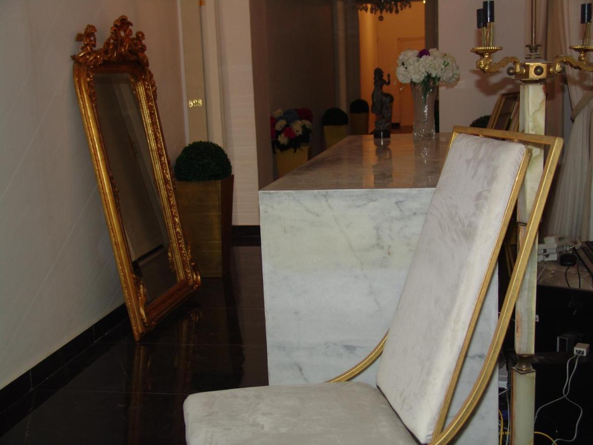 Velvet Hotel Kairo Bagian luar foto