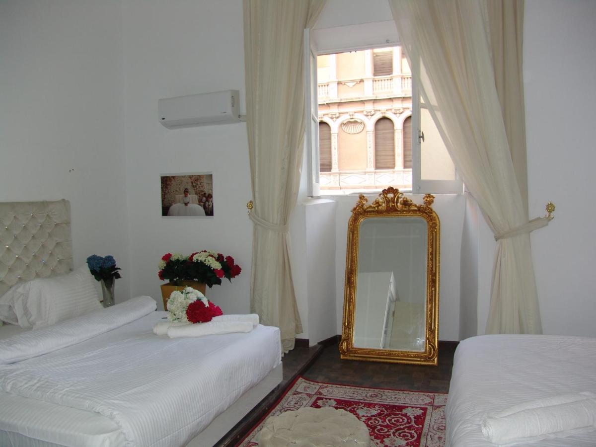 Velvet Hotel Kairo Bagian luar foto