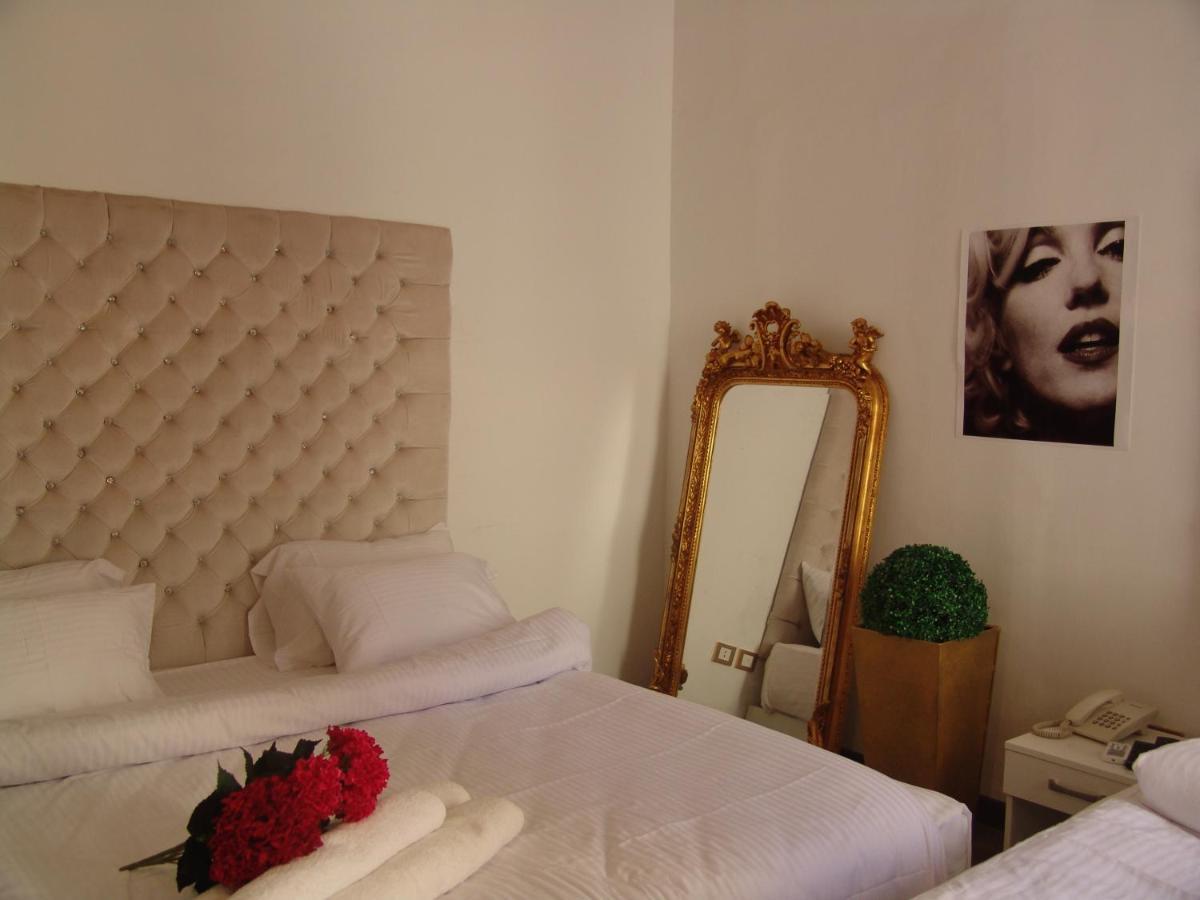 Velvet Hotel Kairo Bagian luar foto