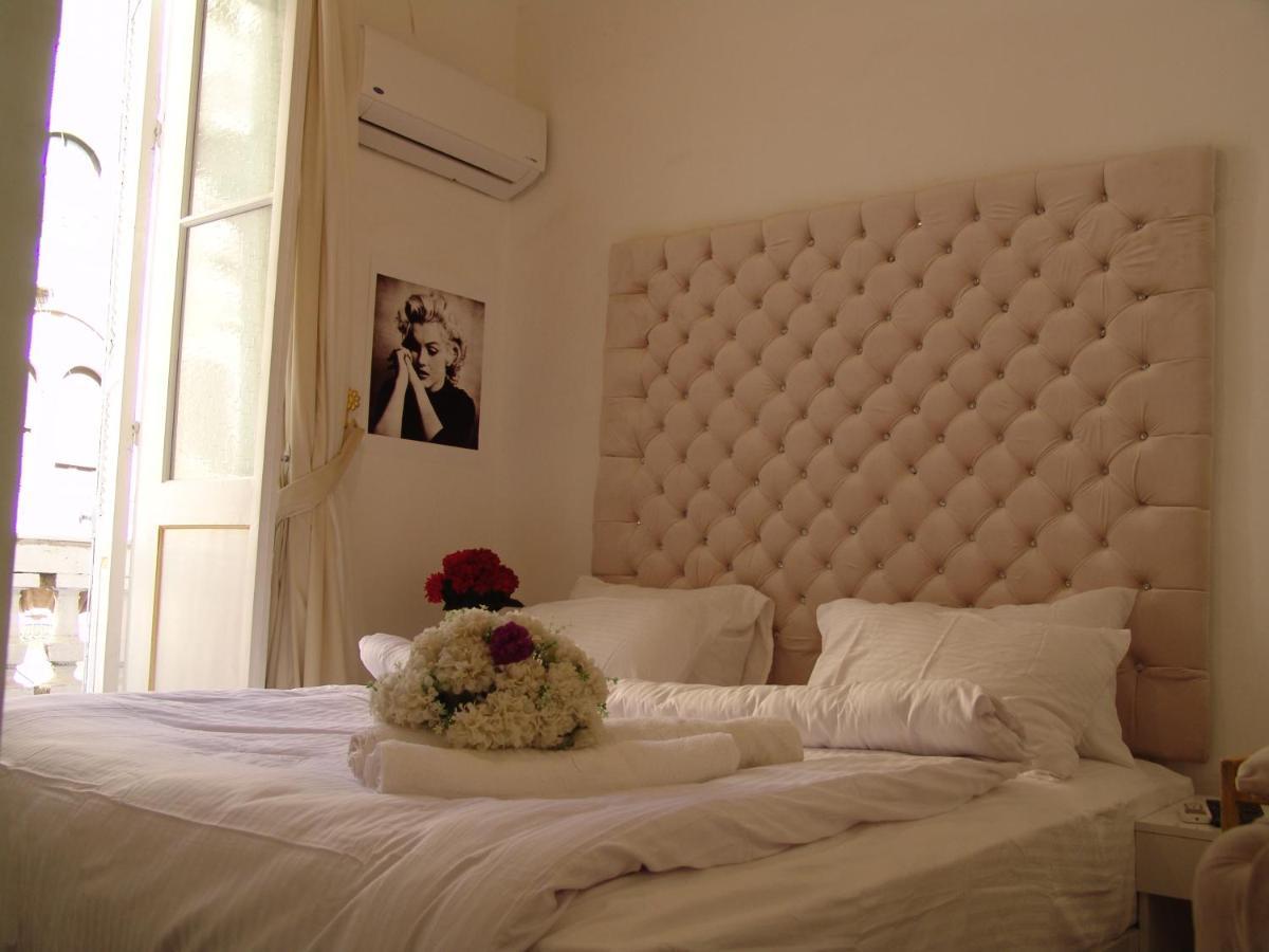 Velvet Hotel Kairo Bagian luar foto